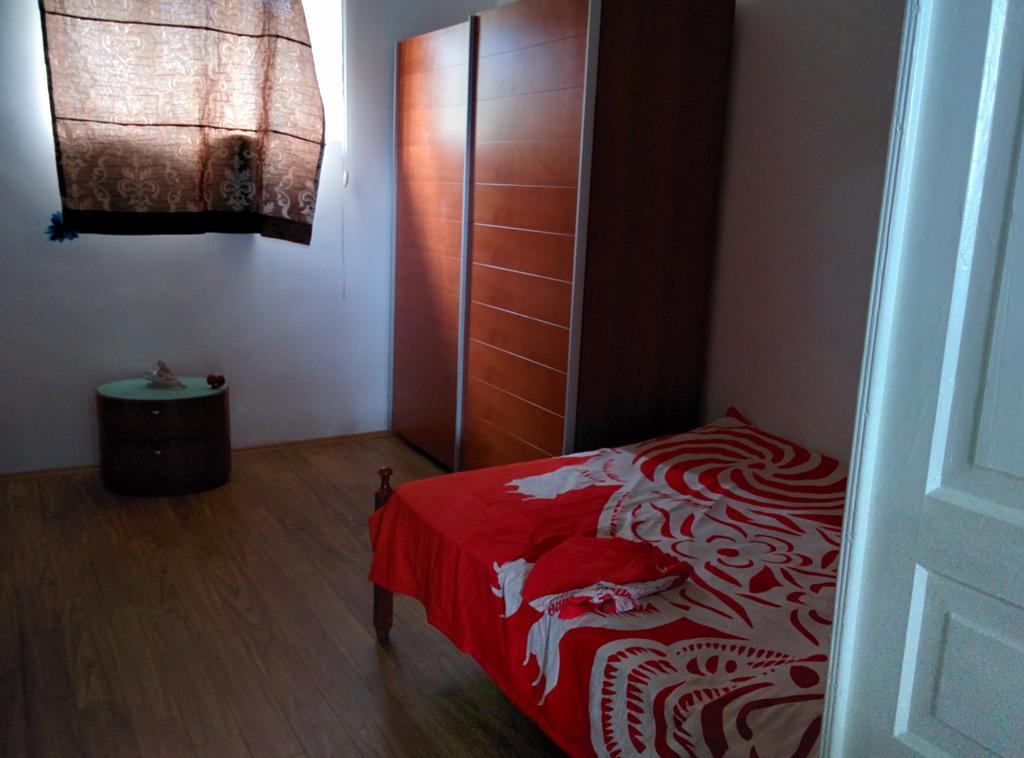 Guesthouse Natali Tel Avi Quarto foto